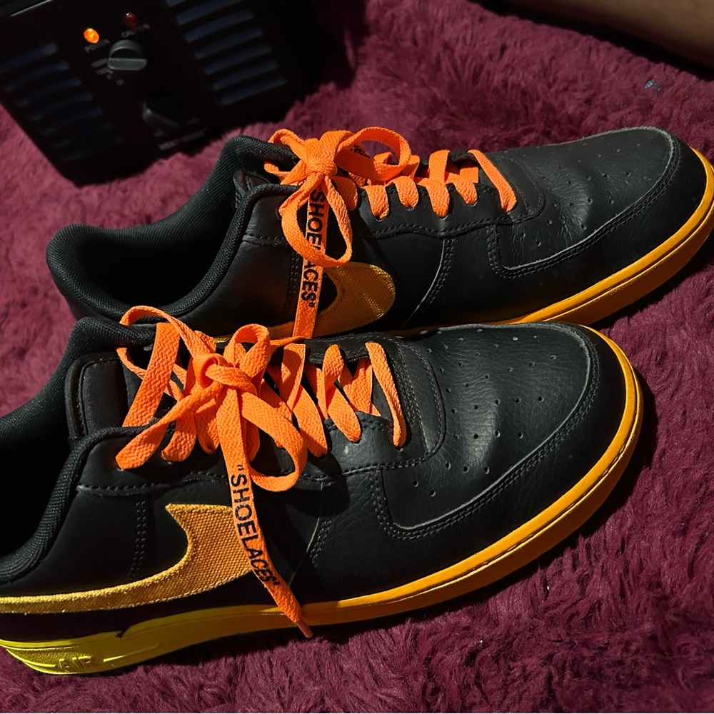 Black and Orange Men's Sneakers size 11 original
Box included